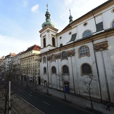 Apartment Jecna Prague