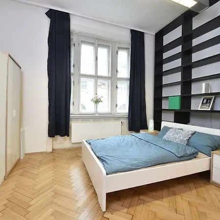 Jecna Apartment