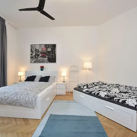 Jecna Apartamento *